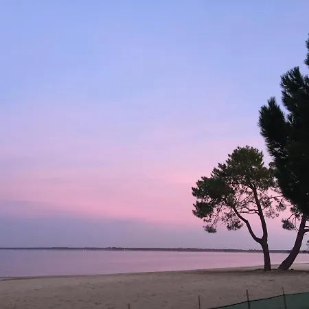 Maison Chaleureuse Climatisée à Maubuisson, Proche *